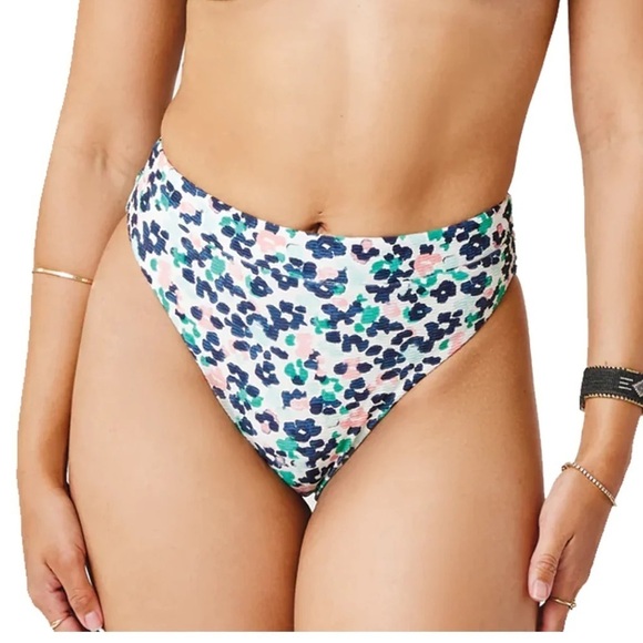 🌻NEW w/tag Carve Design Bloom Texture High Cut High Rise Floral Bikini Bottom L - Picture 1 of 10